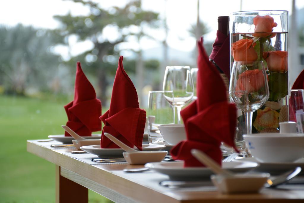 Diamond Bay Golf And Villas Nha Trang Exterior photo